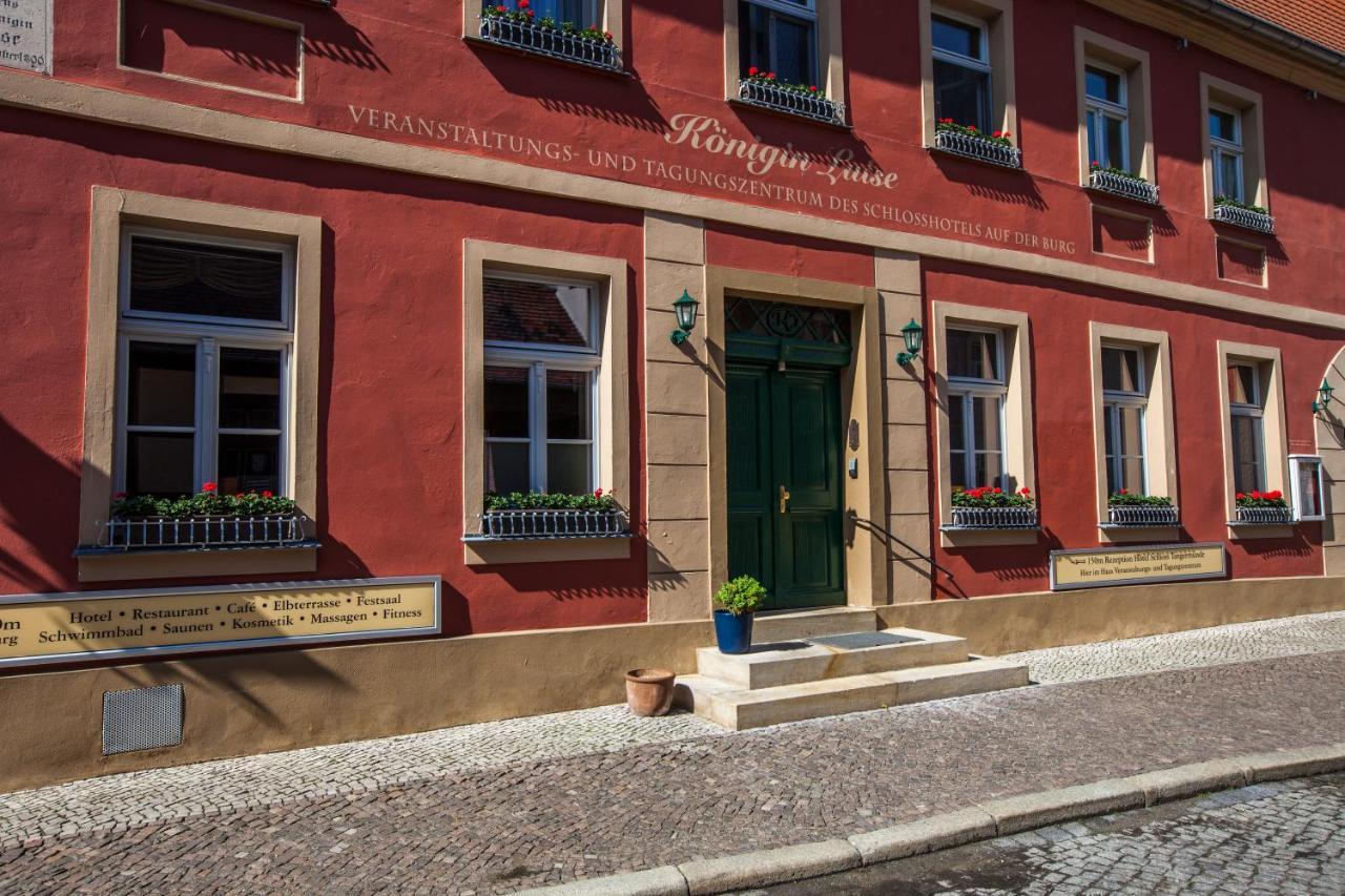 Ringhotel Schloss Тангермюнде Экстерьер фото